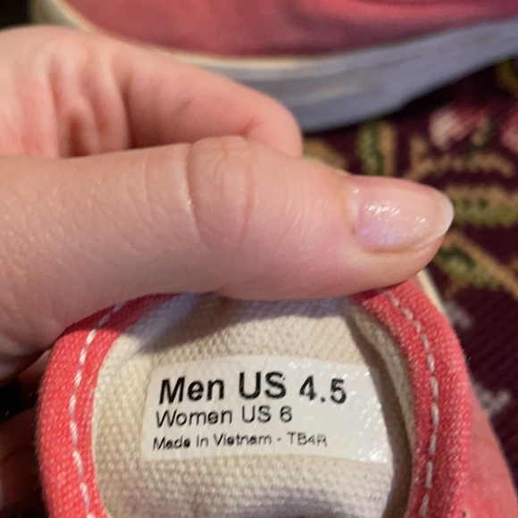 Vans - Picture 3 of 3